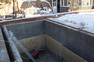 Надежный фундамент 