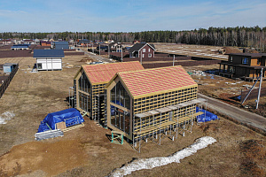 Медовая поляна: Воплощение мечты о коттеджном поселке Barnhouse