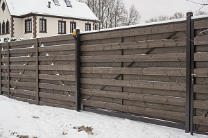 смонтированный забор 2
