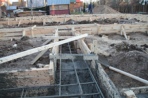 Надежный фундамент 