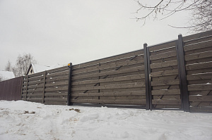 забор шахматка деревянный 1