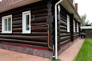 Бревенчатый дом