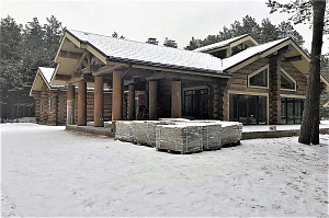 Подшив свесов кровли