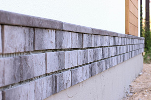 Не просто баня, а место силы: проект с парной на троих, уютной комнатой отдыха и крытой террасой