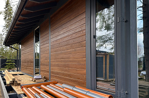 От подготовки материала до монтажа: как выглядит правильная отделка деревом