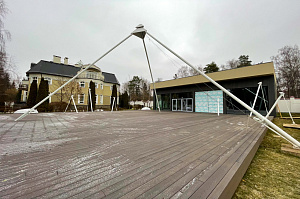 От проекта до воплощения: 42 дня на создание террасы, ставшей центром притяжения всей семьи