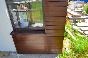 фасад отделанный лиственничным планкеном