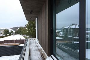 Комбинированный фасад от Лесобиржа-Спб: гармония стиля и долговечности в 