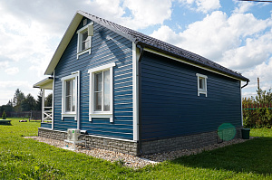 Кикино: перешлифовка и перекраска фасада системой Renner с ресурсом до 10 лет