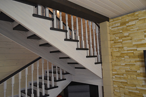 деревянная лестница