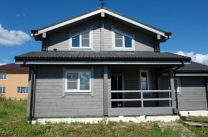 От ворсистой поверхности до благородного глянца: как многоступенчатая шлифовка и масло Renner преобразили дом