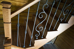 лестница деревянная для дома