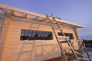 Комплексный подход к реконструкции: усиливаем, утепляем и покрываем дом качественной кровлей