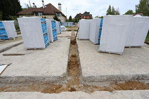 Идеальный фундамент для будущего дома в Рощинских дачах: реконструкция от Лесобиржа-Спб