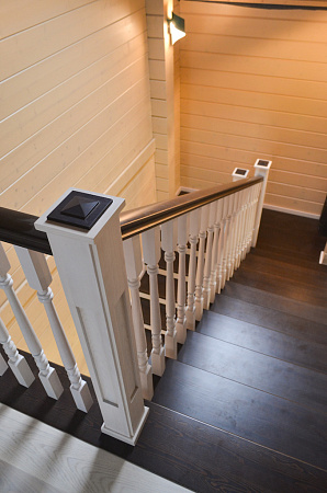 белые балясины