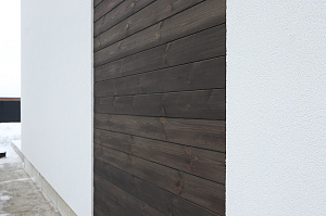 Комбинированный фасад от Лесобиржа-Спб: гармония стиля и долговечности в 