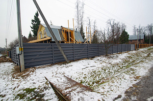 брашированный забор