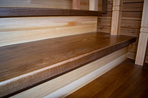 ступени из мебельного щита под лкм