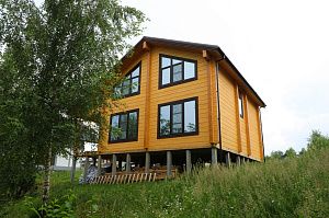 Покраска фасада и архитектурных элементов дома в КП "Ла-Манш"