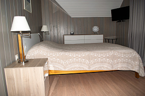 покраска вагонки в цехе