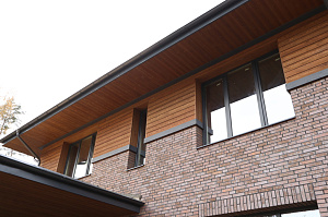 Миллиметры решают: выравнивание, подсистема, скрытый крепёж — идеальный фасад