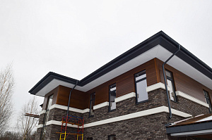 комбинированный фасад