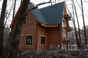 Шлифовка и покраска деревянных строений