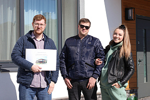 Современный комбинированный фасад: преображение коттеджа в КП 