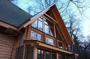 Шлифовка и покраска деревянных срубов