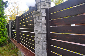 крашеный планкен для забора 2