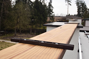 Инженерное совершенство: регулируемые опоры, алюминиевые лаги и термоясень для вашей кровли