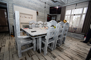 внутренняя отделка брашированным и крашеный планкеном 8