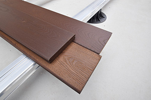 Инженерное совершенство: регулируемые опоры, алюминиевые лаги и термоясень для вашей кровли