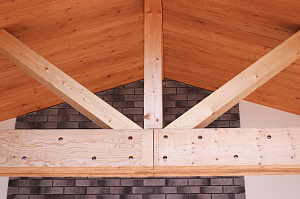 Не просто баня, а место силы: проект с парной на троих, уютной комнатой отдыха и крытой террасой