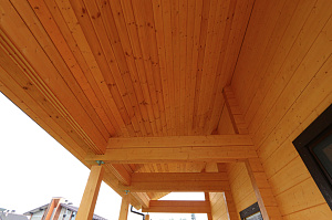 Покраска фасада и архитектурных элементов дома в КП "Ла-Манш"