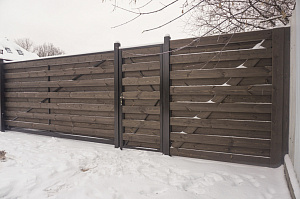 забор из планкена 2