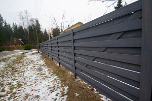 забор брашированный