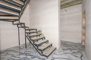 Современный каркасный дом с эксплуатируемой кровлей у Озера Врево