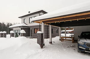 Не просто отделка, а инвестиция в качественный отдых: скошенный планкен из лиственницы и имитация бруса из кедра для зон с разной нагрузкой