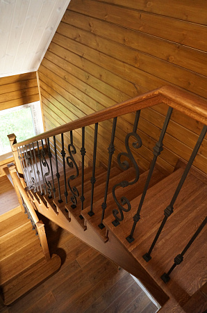 лестница для дачи