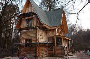 Шлифовка и покраска деревянных фасадов