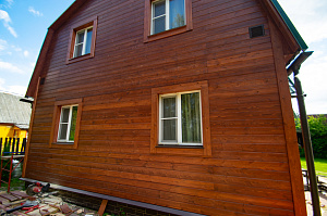 фасад дома из планкена