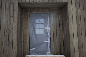 Монтаж планкена на фасад каркасного дома