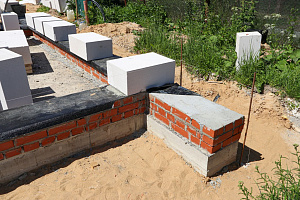 Идеальный фундамент для будущего дома в Рощинских дачах: реконструкция от Лесобиржа-Спб