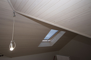 Лесобиржа-Спб: Элитная отделка потолка ангарской сосной в 