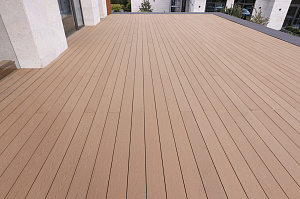 Терраса из ДПК NATUR СM Scandinavia на "Дубровке"