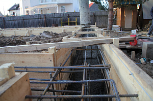 Надежный фундамент 