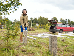 Надежный свайный фундамент с обвязкой для будущего дома в Тай-Лэнд