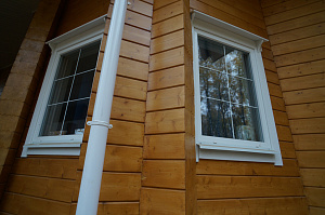 Вдохнуть жизнь в стены: полный цикл отделки дома из клееного бруса