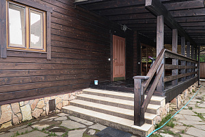 Преображение бани и террасы: защита и эстетика на реке Кобона